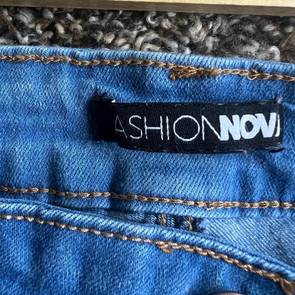 Fashion Nova Denim Blue Jeans - Picture 3 of 7